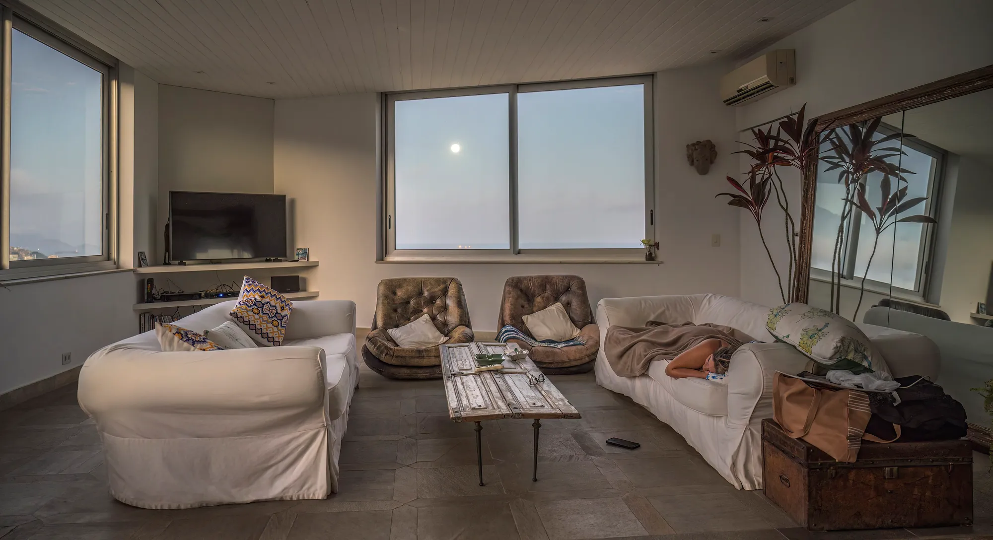 Living room with a wide bank of windows